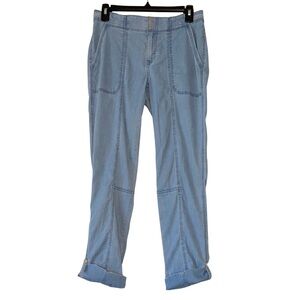 White House Black Market Mid-Rise Pret-A-Pedi Cropped Pants